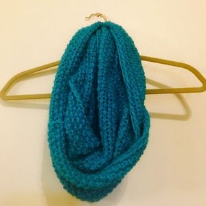 Teal knitted infinity scarf